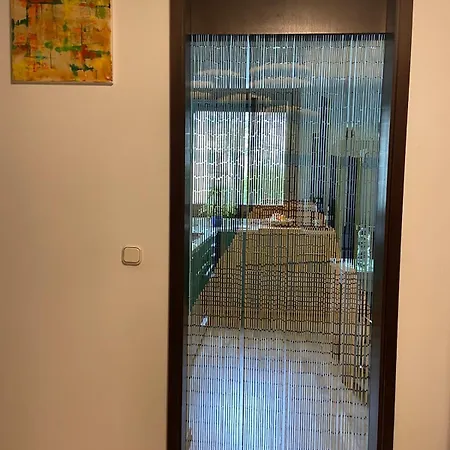 아파트 2-room Apartment, Quiet, Balcony *