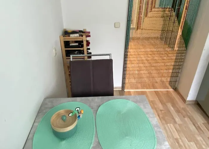 2-room Apartment, Quiet, Balcony